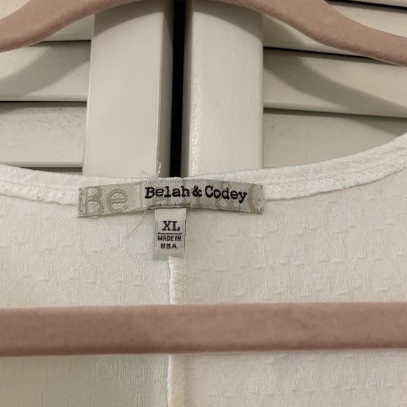 SOLD. White top - Picture 2 of 2